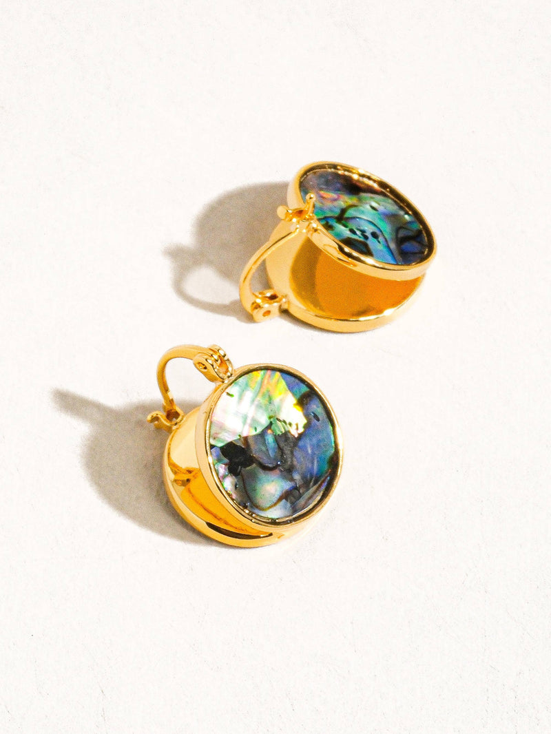 Zarae 18K Gold Round Natural Shell Earring