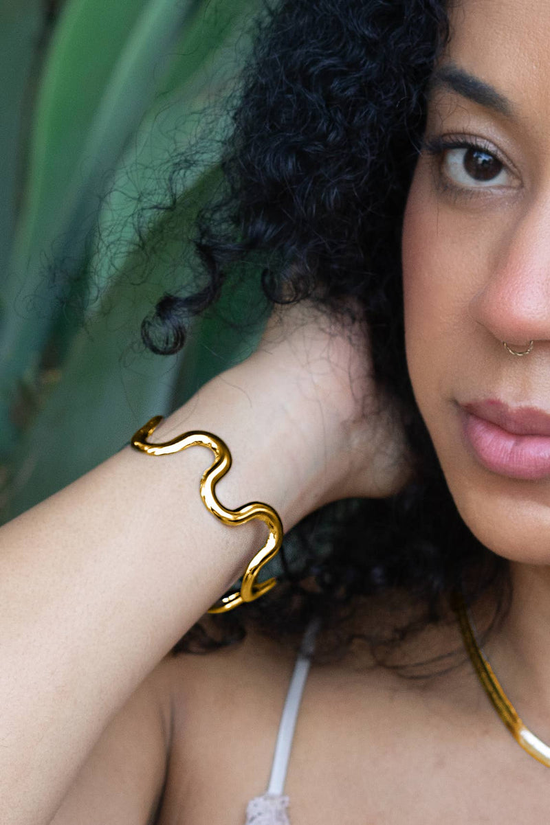 Alma Cuff - 18K Gold Plated - Peter and June - Terra Cotta Gorge Co.