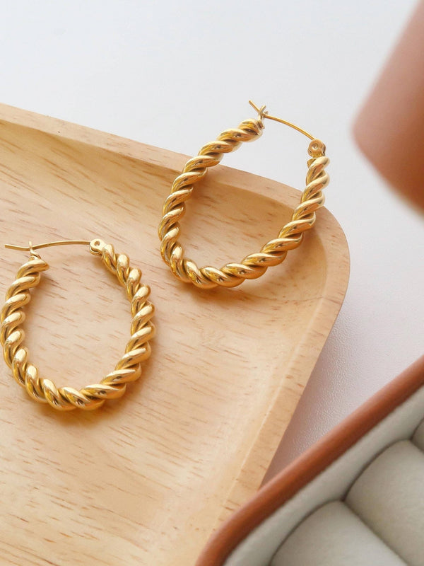 Brook Gold Non - Tarnish Braided Hoop Earring - Flânerie by MAIQ - Terra Cotta Gorge Co.