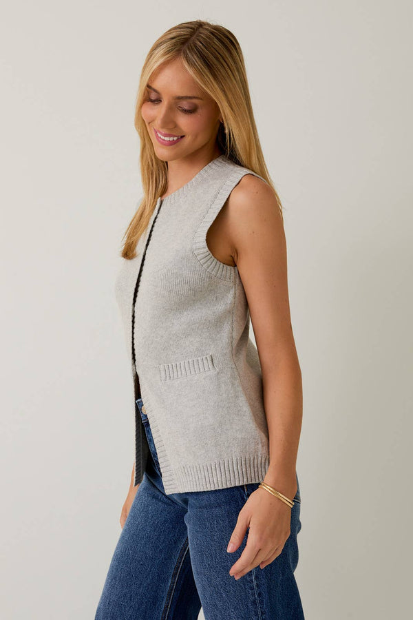 BUTTON DOWN KNIT VEST - Sunday Edition by LE LIS - Terra Cotta Gorge Co.