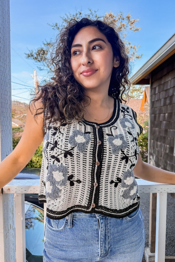 EMBROIDERED FLORAL CROCHET VEST - Aaron & Amber - Terra Cotta Gorge Co.