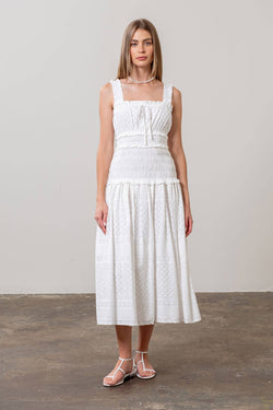 EMBROIDERY DETAIL SHIRRED BODICE MIDI DRESS