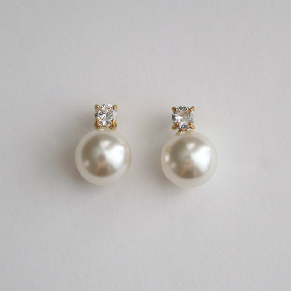 Kelly Pearl Studs - JESSA Jewelry - Terra Cotta Gorge Co.