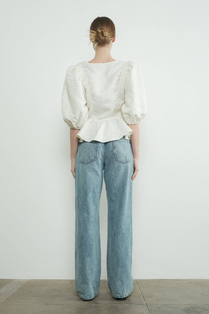 MAT3188 JACQUARD PUFFY SLEEVE BOW TIE TOP W/RUFFLE HEM - Aaron & Amber - Terra Cotta Gorge Co.