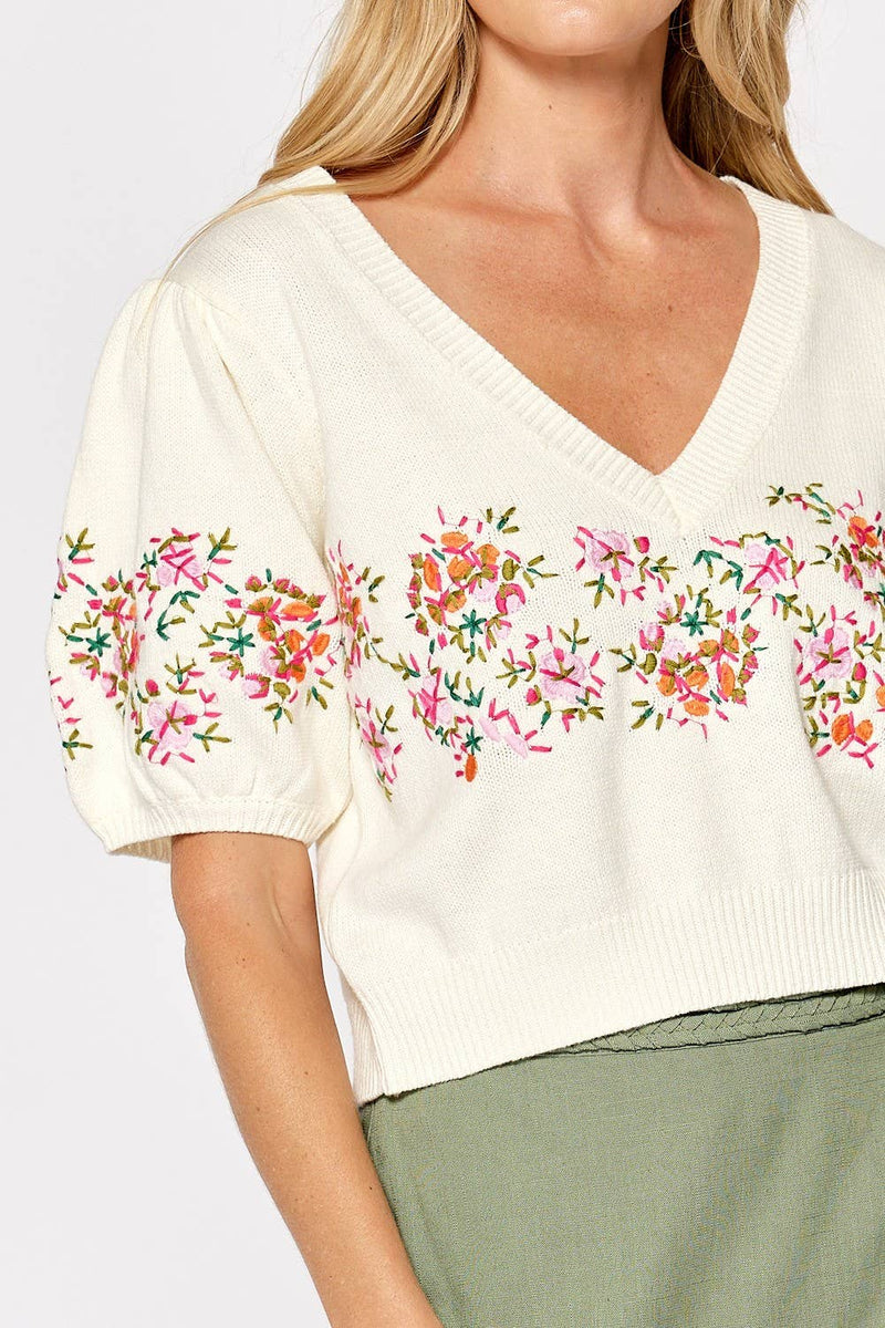 SHORT PUFF SLEEVE SWEATER W/ FLORAL EMBROIDERY - Lalavon - Terra Cotta Gorge Co.