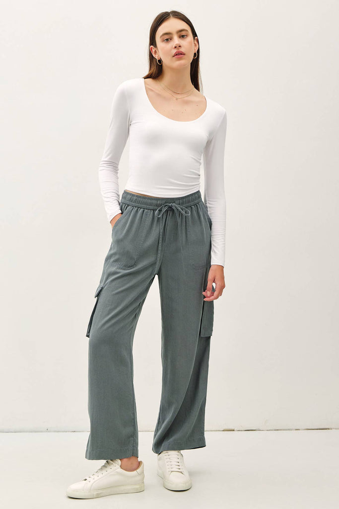 TENCEL HIGH RISE DRAWSTRING WIDE LEG CARGO PANTS - Terra