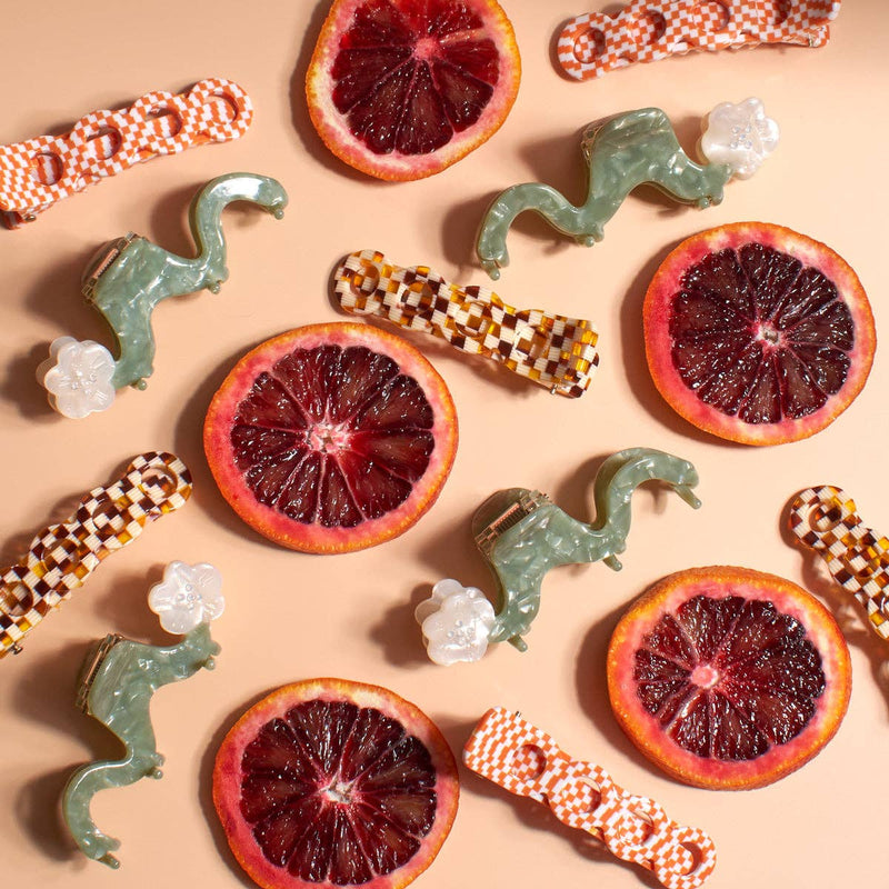 White Orange Blossom Flower Small Squiggle Acetate Hair Claw - WINONA IRENE - Terra Cotta Gorge Co.