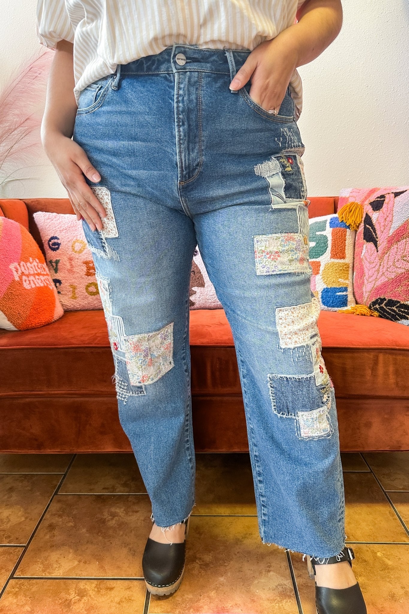 https://terracottagorgeco.com/cdn/shop/products/royce-chaos-patchwork-wide-leg-jeans-driftwood-denim-jeans-terra-cotta-gorge-co-444271.jpg?v=1710069767