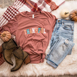 "Thankful" Short Sleeve Graphic Tee in Mauve - Terra Cotta Gorge Co.