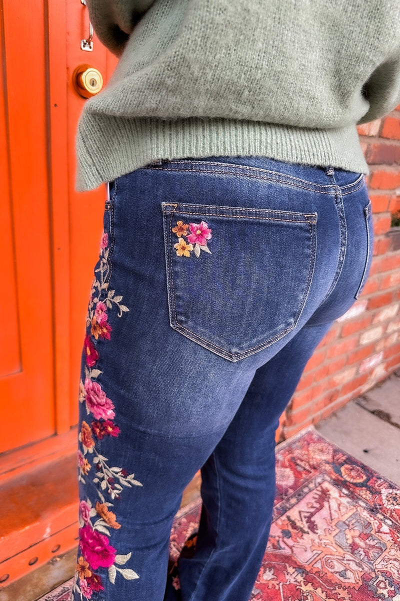 Buy Amazon Brand - Inkast Denim Co. Women's Skinny Stretchable Jeans at  Amazon.in